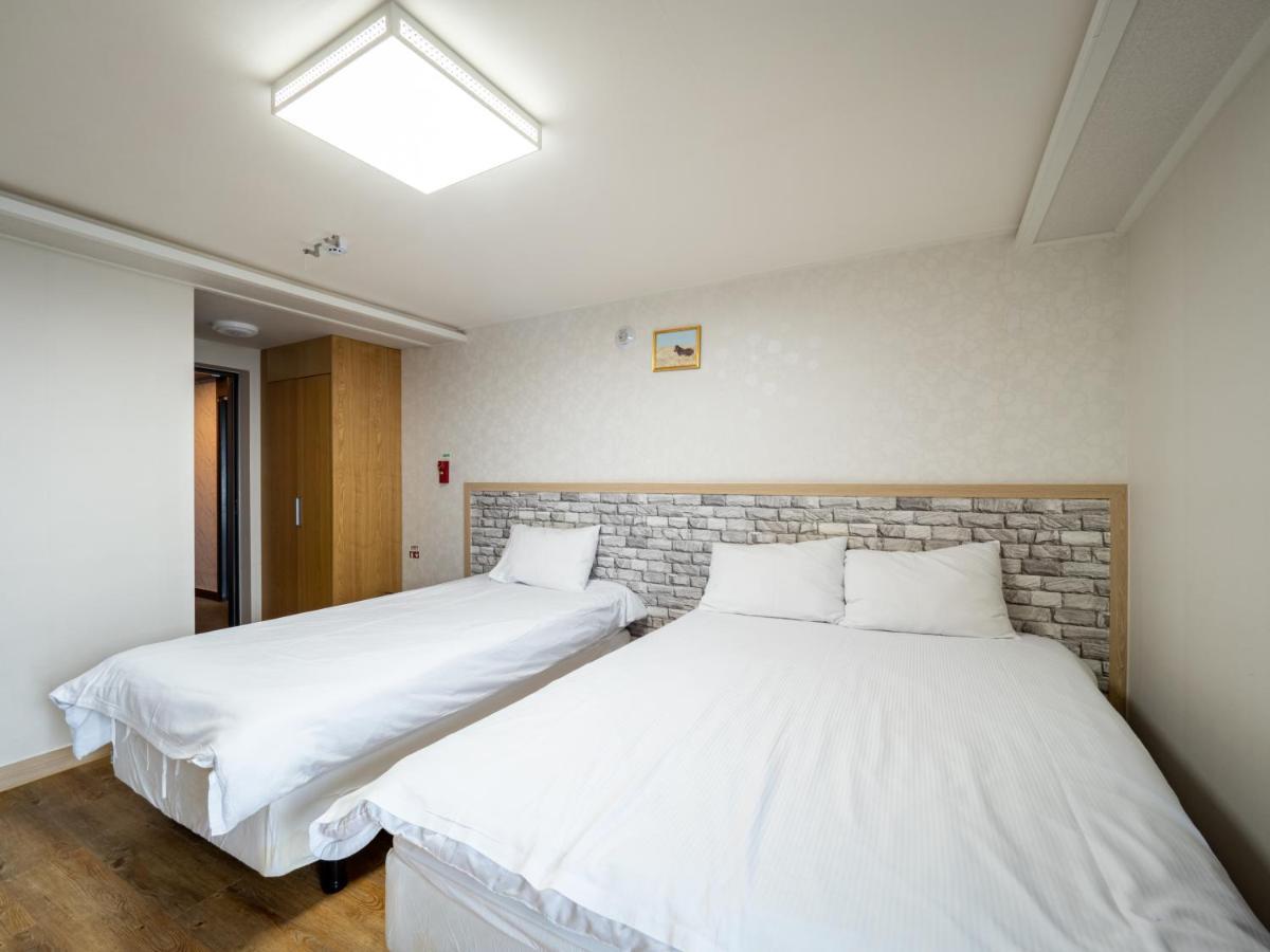 Jeju Moseulpo Hotel Seogwipo Exterior foto