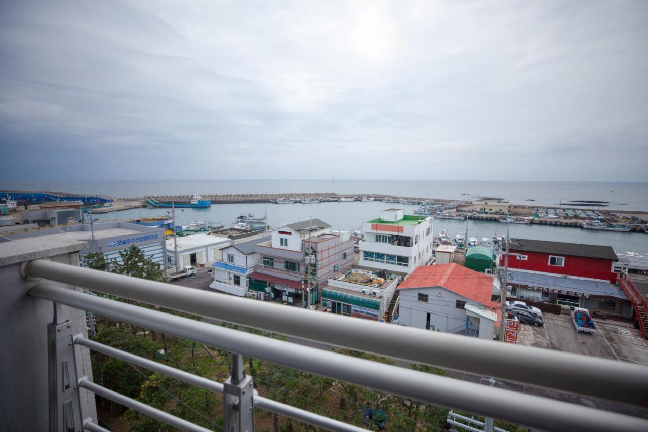 Jeju Moseulpo Hotel Seogwipo Exterior foto